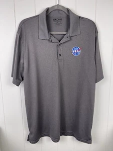Polo Gildan Performance para mujer gris elástico NASA talla grande - Imagen 1 de 8