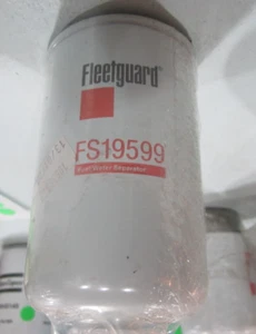 Fleetguard FS19599 Fuel Filter, BF1372, P550588, Mack, MAN, John Deere - Picture 1 of 2