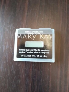 MARY KAY MINERAL EYE COLOR - DISCONTINUED - EMERALD - FREE SHIPPING! - Picture 1 of 3