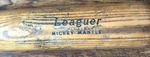 MICKEY MANTLE IT'S A LOUISVILLE H&B VINTAGE BASEBALL BAT NICE - Picture 1 of 4