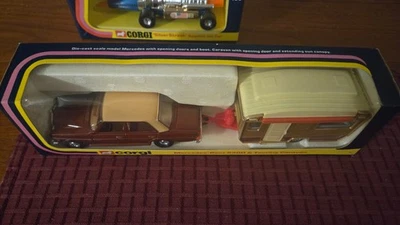 corgi GS 24 Mercedes tour caravan - Image 1 of 4