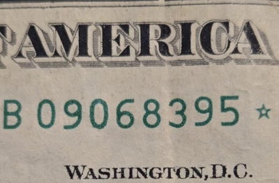 $1 STAR BILL FANCY SERIAL NUMBER 09068395*-2017A - Image 1 of 4