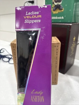 Vintage Lady Ashton Ladies Velour Slippers - Black Size Large - 8-9 - Image 1 of 2