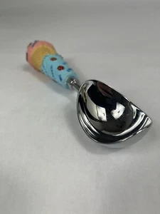 Ice cream cone shaped ice cream dipper - Picture 1 of 4