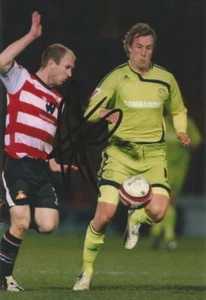 DONCASTER: GARETH ROBERTS SIGNED 6x4 ACTION PHOTO + COA - Bild 1 von 1