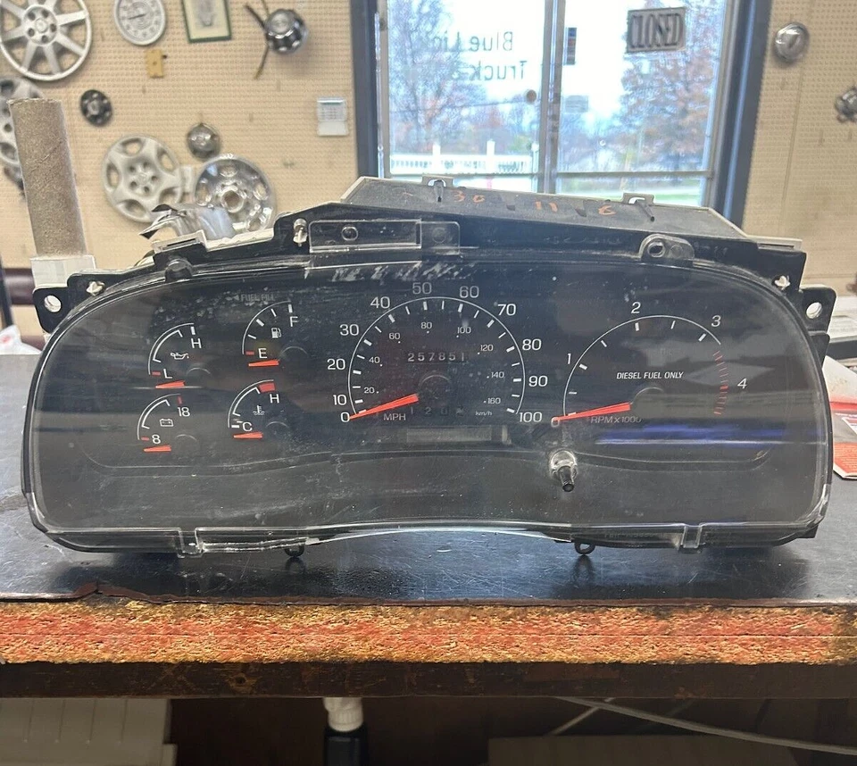 Ford Truck F250 F350 Super Duty 1999-2001 diésel velocímetro grupo MPH OEM Foto 1 de 1