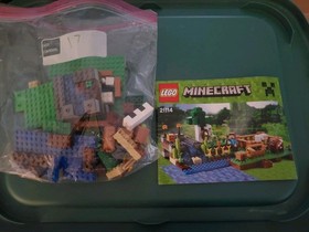 LEGO Minecraft: The Farm (21114)