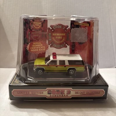 Code 3 Newark NJ Fire Department Suburban Collect Limited Edition 1/64 Scale - Image 1 of 4