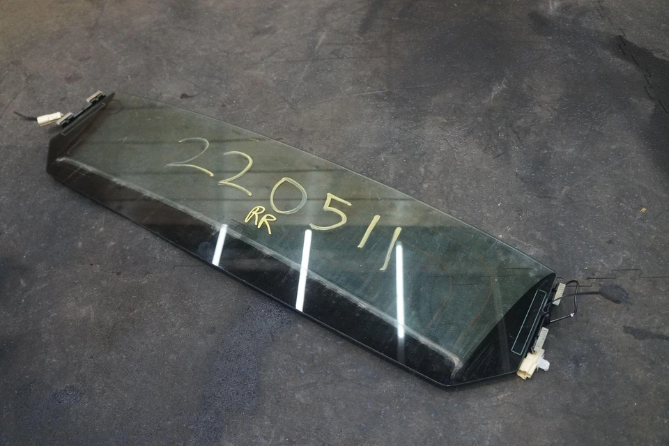 Panel de vidrio para ventana trasera 43R-000706 OEM McLaren MP4-12C 2014 Foto 1 de 4