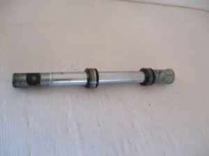 Eje delantero completo incl. casquillos Kawasaki ER-6F EX650C ABS 09-11  - Imagen 1 de 2