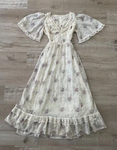 Maxi vestido medieval vintage años 70 Gunne Sax floral pradera mangas aleteadas de encaje - Imagen 1 de 19