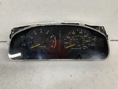 1994-1996 Toyota Camry LE XLE A/T speedometer cluster gauge panel 245,574 tach - Image 1 of 4