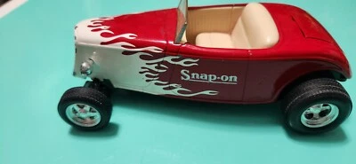 Liberty Classics Snap-On 1934 Ford Open Wheel Street Rod 1:25 Die Cast Coin Bank - Image 1 of 4
