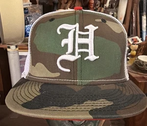Limited Fitted Hawaii Camo Hat H New Era - Picture 1 of 9