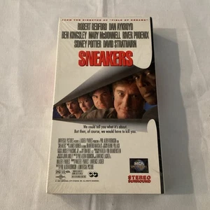 Sneakers - Robert Redford/River Phoenix - New/Sealed (VHS; 1992) - Bild 1 von 3