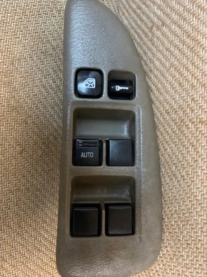 INTERRUPTOR DE VENTANA ELÉCTRICA MAESTRO ORIGINAL NISSAN ALTIMA 1998-2001 254019E000 Foto 1 de 3