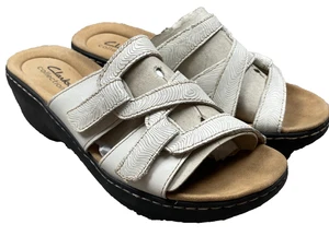 Clarks Sandals Womens 8 Wide Merliah Karli White Strappy Wedge Heel Beach NEW - Picture 1 of 11