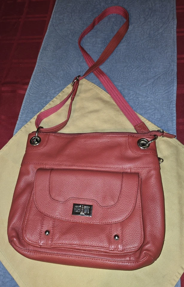 Roma Leather Concealed Carry Crossbody Purse Red Flap Front Zipper Enclosure - Image 1 of 4