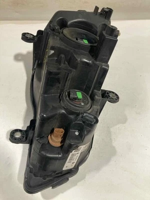 08-16 Conjunto de faros CHRYSLER Town Country lado del conductor izquierdo Foto 1 de 4