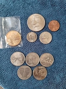 2000 P Mint , Year Set (10 coins) w/ State Quarters and Sacagawea Dollar - Picture 1 of 11