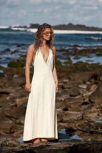 free people beach summer white halter v neck maxi pockets dress size xs NEW - Picture 1 of 3