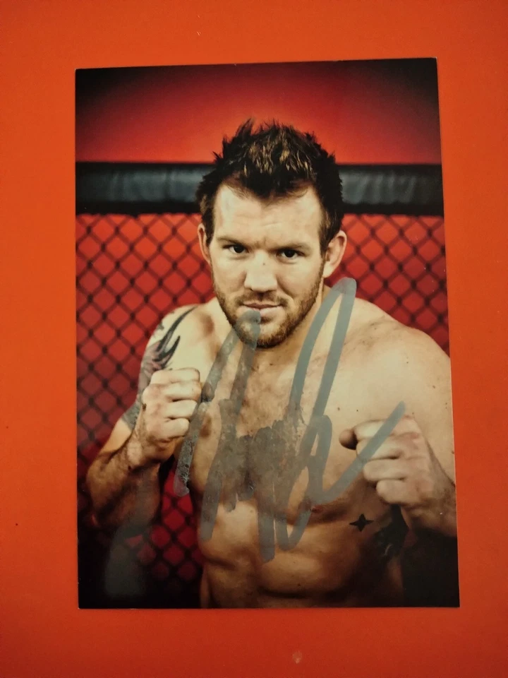 Foto autografiada de Ryan Bader 4x6 UFC MMA  Foto 1 de 1