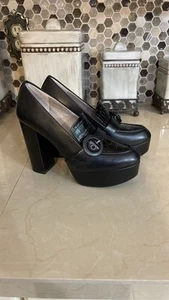 Pre-Owned Gianni Bini Black Platform Gothic Loafers - Size 6.5M - Picture 1 of 6