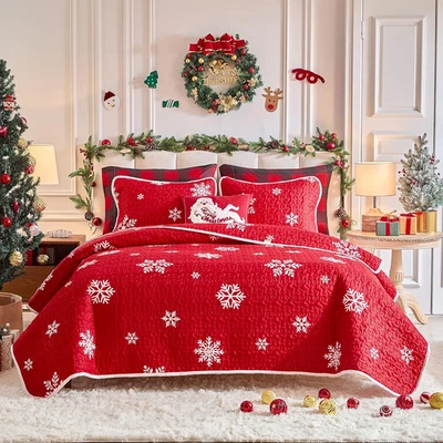 King Size Christmas Quilt Set 3 Pieces Red White Snowflake Holiday Bedspread - Image 1 of 4