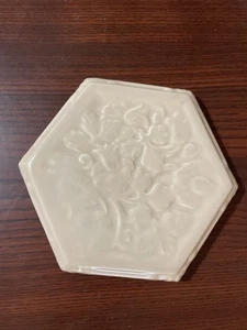 Cowan Pottery 1913-1931 Pink Ceramic Hexagon Raised Flowers Trivet - Picture 1 of 11