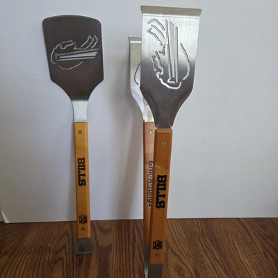 NFL Buffalo Bills Grill-A Pinzas y Sportula Espátula Parrilla Barbacoa Juego Foto 1 de 4