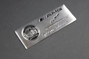 Juego de insignias emblema interior plateado edición especial AMG para Mercedes Benz NUEVO - Imagen 1 de 4