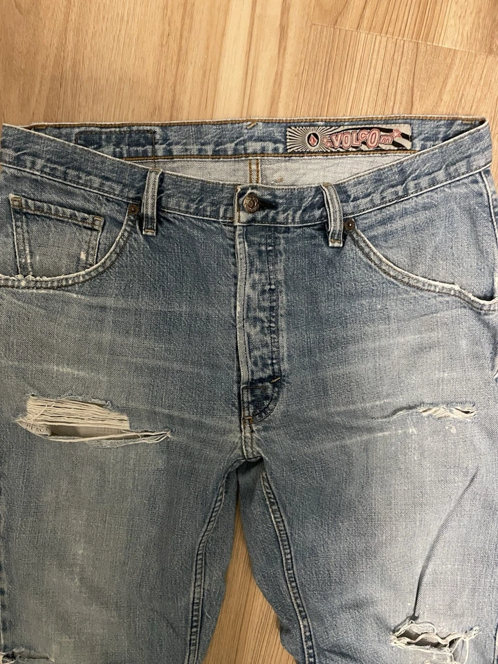 Volcom Men's Distressed Straight Leg Jeans Blue, Size 33x32 Button Up Front - Image 1 of 4
