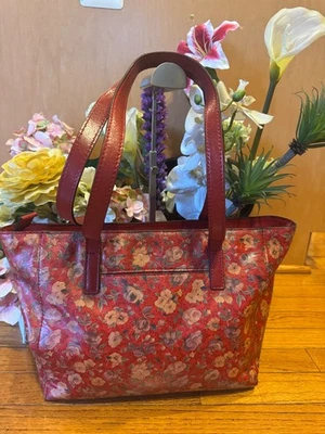 Patricia Nash Varsi FLORAL RED Women's Tote Bag - (110 - Image 1 of 4