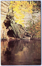 Postcard Wisconsin Dells Baby Grand Piano Rock Formation Lower Dells UNP E2