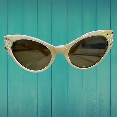 Vintage Pearl White Swank Frame Cat Eye Sunglasses Readers With Rhinestones - Image 1 of 4