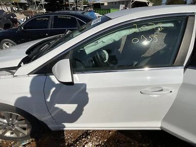 Used Front Left Door Assembly Front fits: 2017 Hyundai Sonata electric VIN 2 5th - Imagem 1 de 4