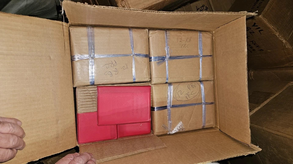 "Quotations  From  Chairman  Mao Tse-tung"  2nd Edition, 1967, Mint Condition - Image 1 of 4