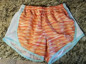 Pantalones Cortos de Gimnasio Atléticos Nike Dri-Fit para Niños Niñas Naranja Azul Blanco Talla L Grande - Usados en Excelente Condición - Imagen 1 de 6