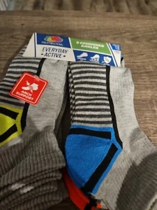 Fruit Of The Loom Socks 6 Cushioned Ankles New - Picture 1 of 3