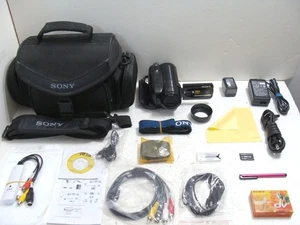Sony HDR-HC9 Full HD HDV Mini DV Hybrid Camcorder Nightshot + Video T/S Kit - Picture 1 of 5