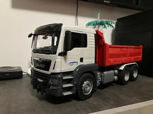 Bruder camion Man TGS da cantiere - Foto 1 di 7