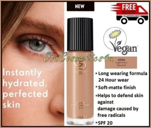 Oriflame Giordani Gold Long Wear Mineral Foundation - Light Ivory Neutral SPF20 - Picture 1 of 6