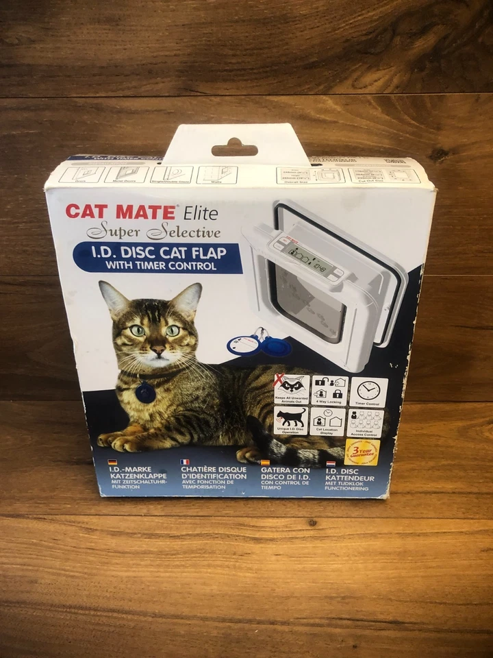 Disco de microchip/identificación Cat Mate Elite aleta para gato con control de temporizador Foto 1 de 4