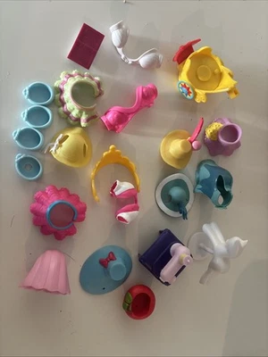 My Little Pony G4 ? Accessories Lot 22 Pieces Hats Shoes Dresses - Image 1 of 4