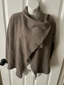 Tahari Merino Wool Blend Leather Toggle Clasp Sweater  Size S - Picture 1 of 5