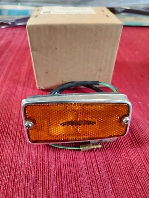 Lente de lámpara lateral para camioneta Toyota 4Runner 1985-1989 (nos) Foto 1 de 4