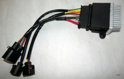 Módulo de control del ventilador de refrigeración del motor 2009 a 2016 Audi A4 A6 Q35 8K0959501A Foto 1 de 3