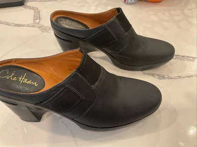 Zuecos de cuero Cole Haan Air Sara zapatos sin cordones gris/negro para mujer 8 Foto 1 de 4
