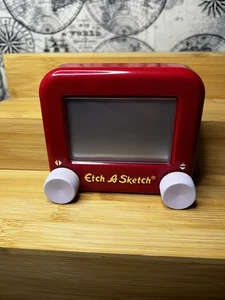 Spin Master Etch-A-Sketch Classic Mini Pocket Version - Red, Tested Works - Picture 1 of 6