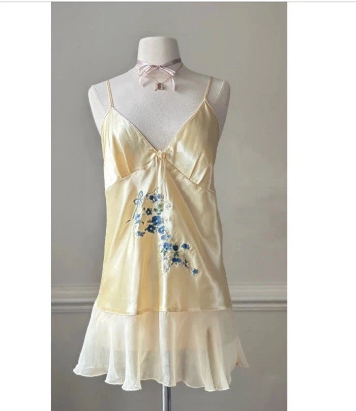 复古 Y2K 黄色和蓝色花卉刺绣 Fairycore Coquette Cottage 3X/4X Slip — 第 1/4 张图片